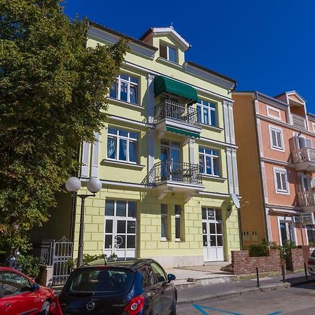 Apartments Villa Katarina Selce Zewnętrze zdjęcie